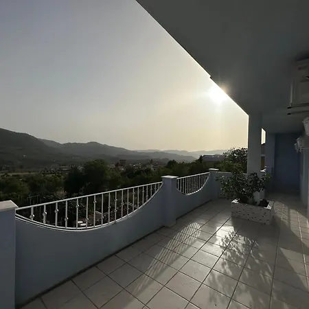 Casa Nostra Siles
